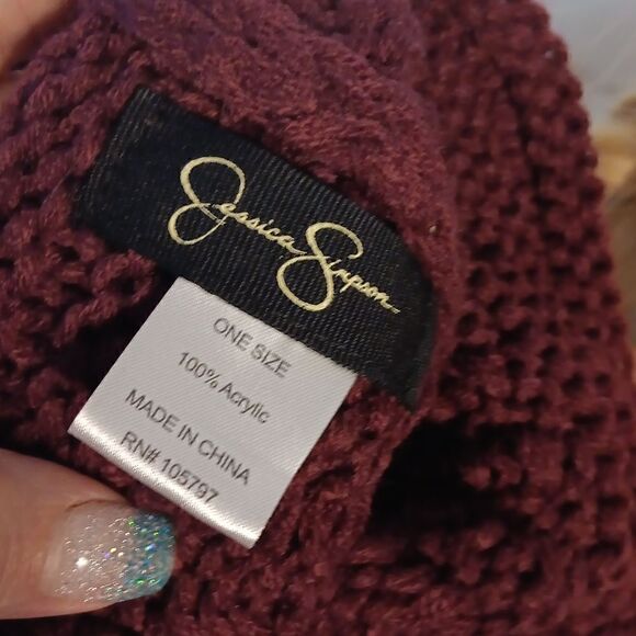 Jessica Simpson Maroon Knit PomPom Beanie - Picture 3 of 5